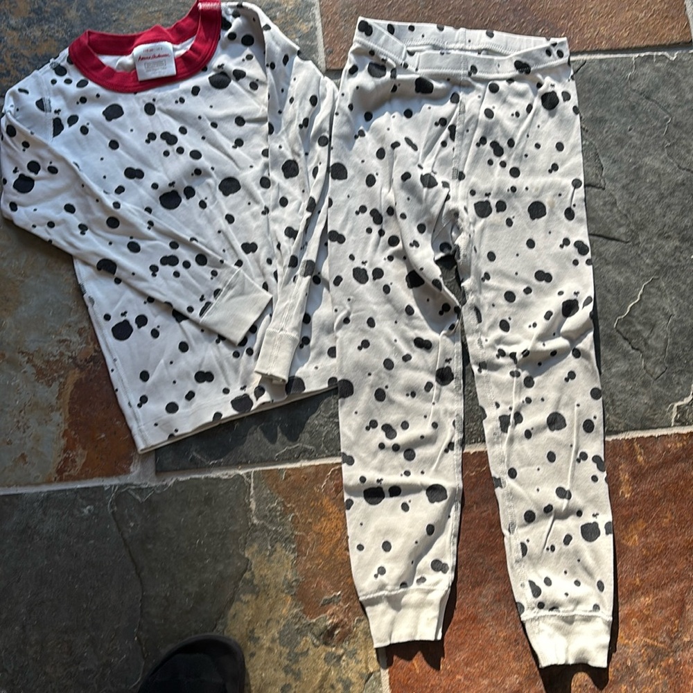 HANNA ANDER  PJs
Size 5
Great condition